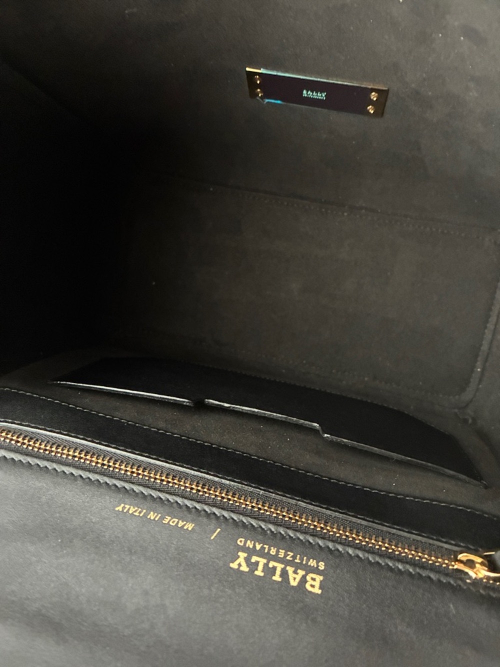 Bally B Turn Lightning Bolt Satchel Handbag! - Picture 9 of 11